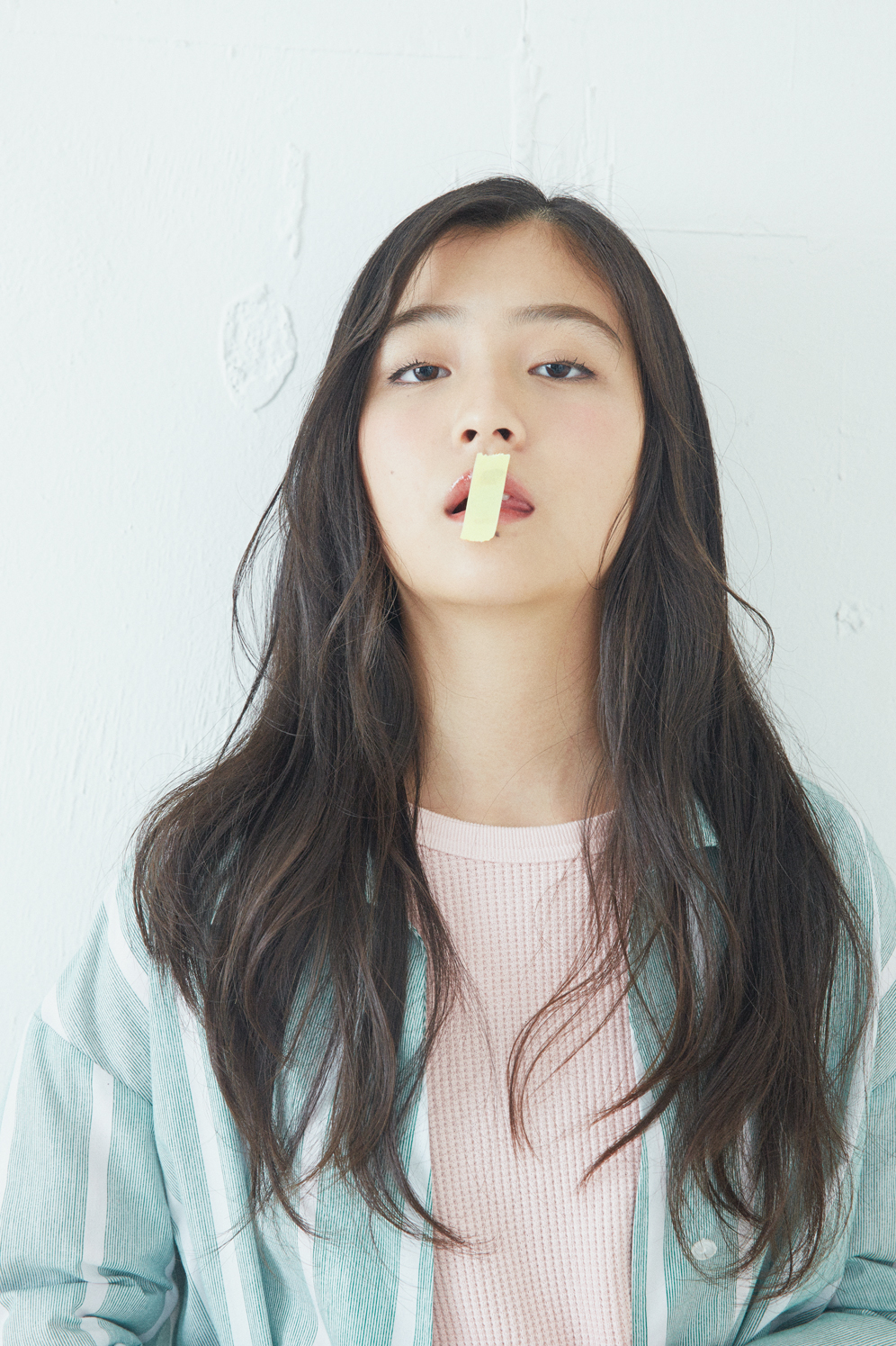 余白に滲む透明感と遊び心。COVER HAIR Creative × ihme issue2 花音