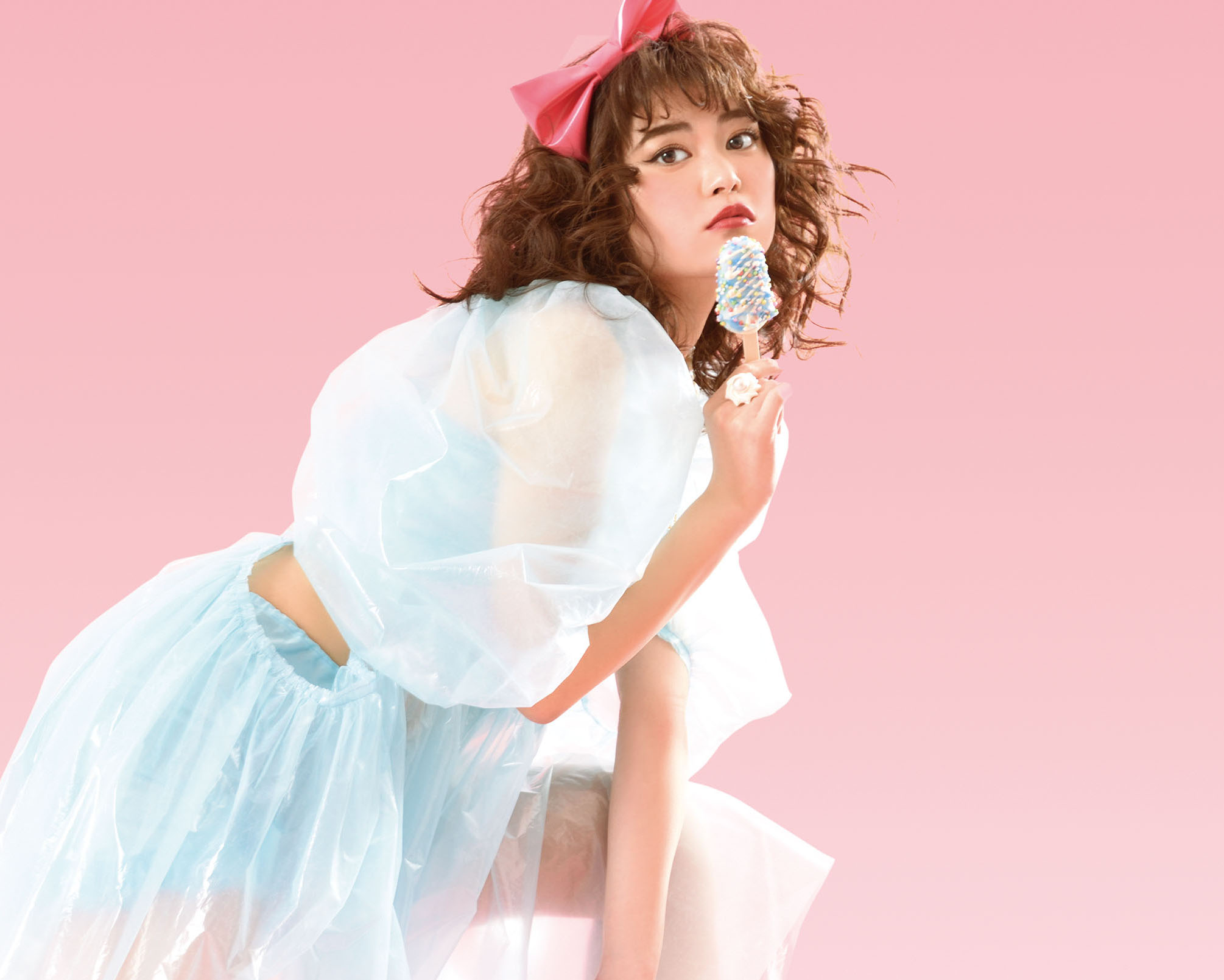 「スイートは、構築される。」—— 前田亜美 × COVER HAIR クリエイティブが描く“ファンタジック・モード”