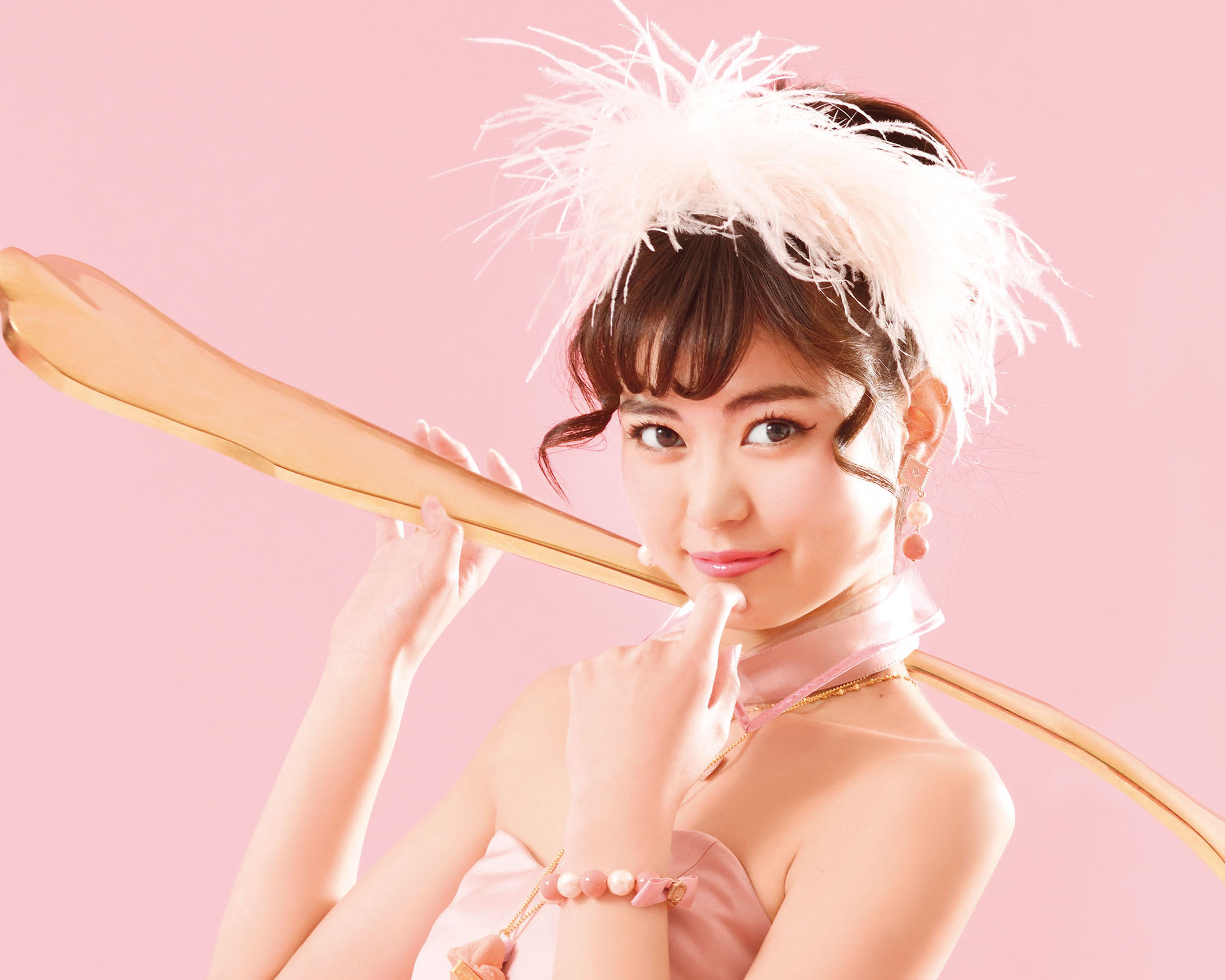 「甘美は、意志を持つ」—— 前田亜美、COVER HAIR クリエイティブが描く“ファンタジック・モード”