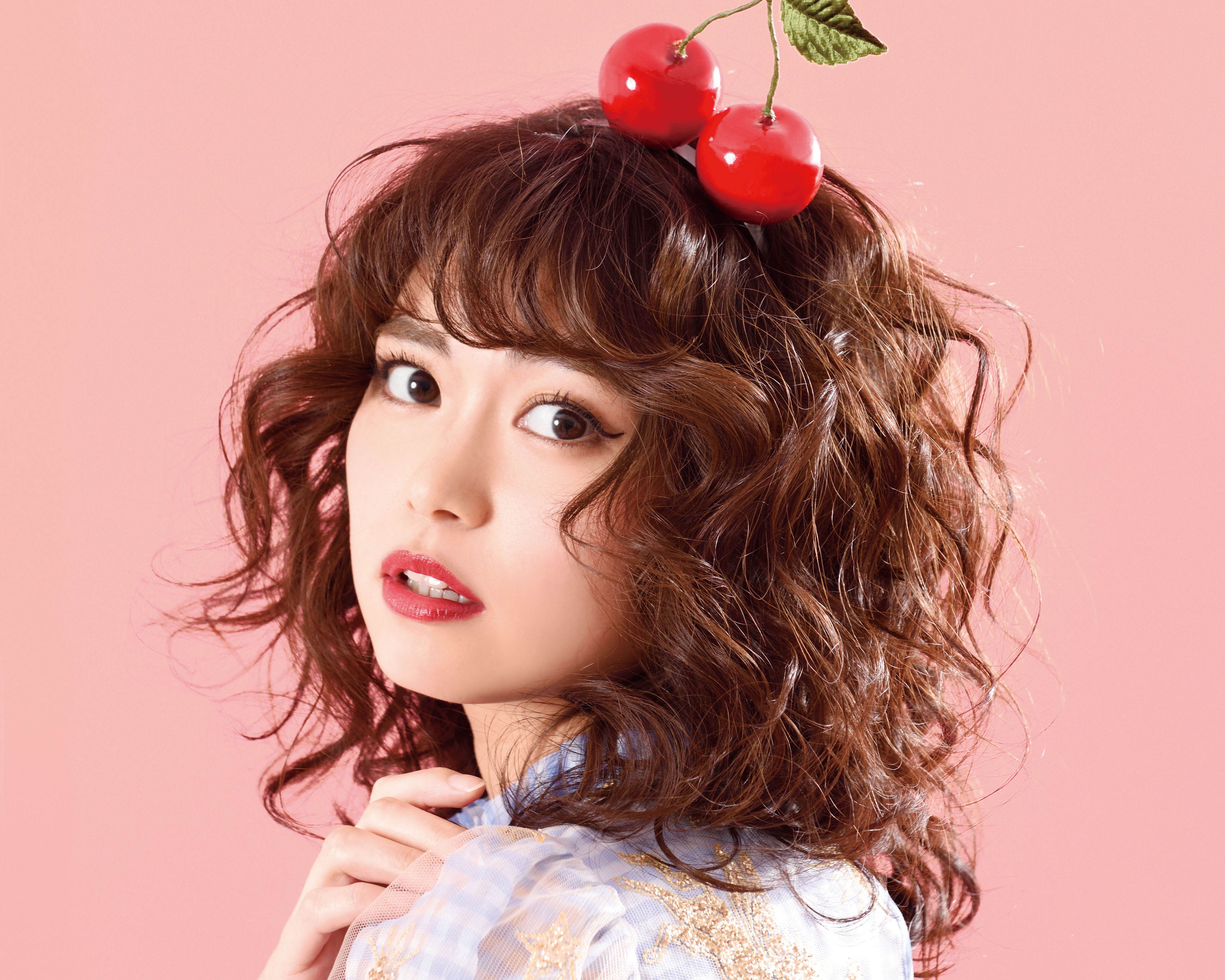 「甘さは、意志になる」—— 前田亜美、COVER HAIR クリエイティブが導く“ロマンティック・モード”